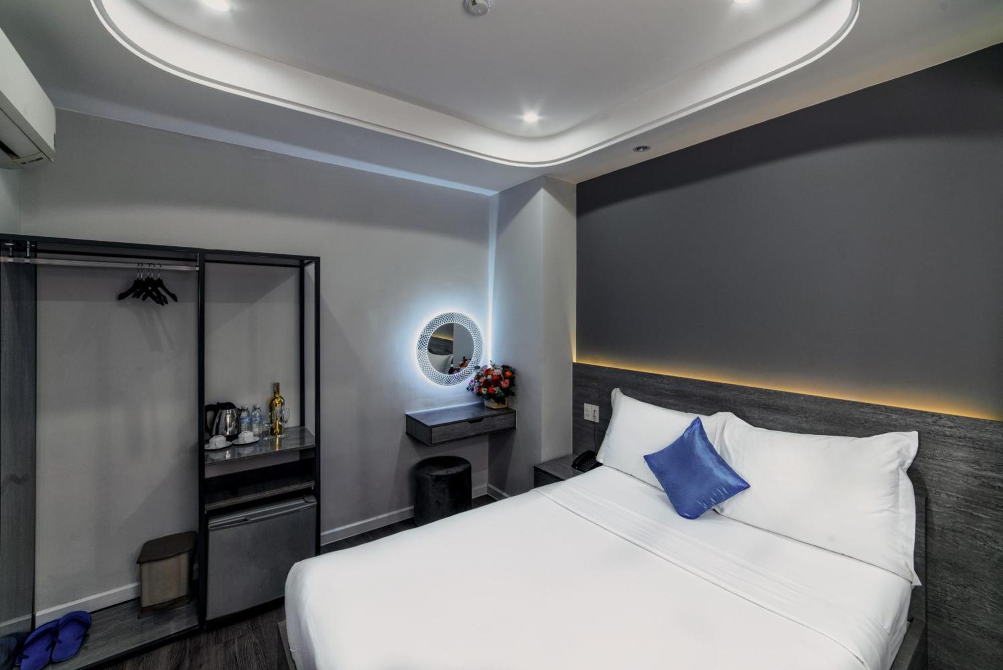 Ruby Saigon Hotel - Ben Thanh Ho Chi Minh City Exterior photo